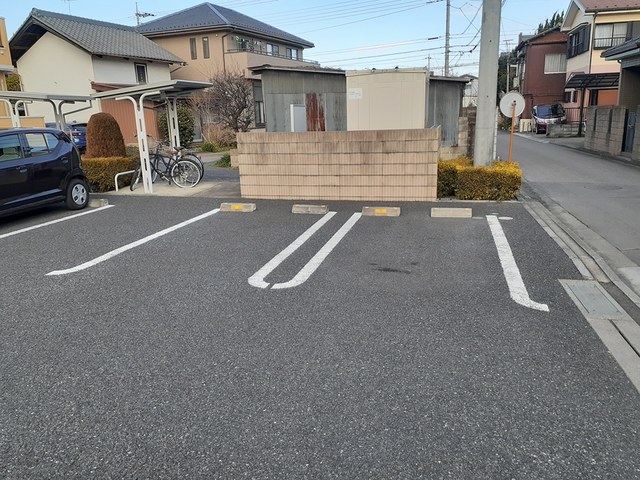 14/20 駐車場
