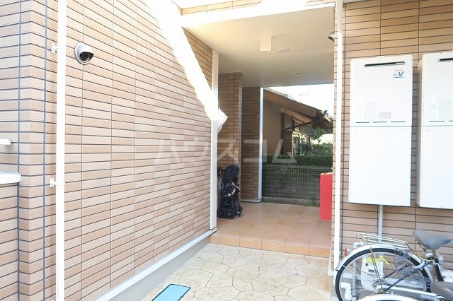 17/26 エントランス