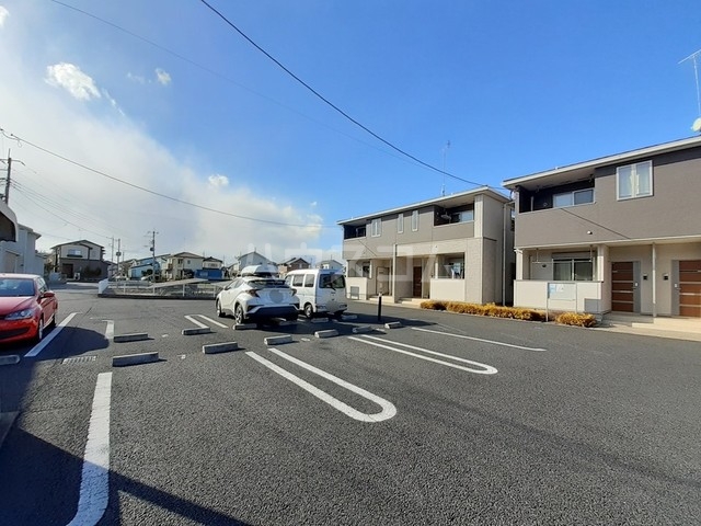 15/18 駐車場