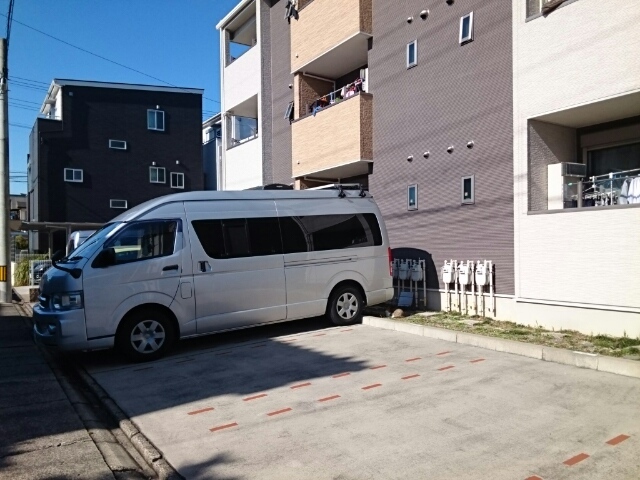 3/10 駐車場