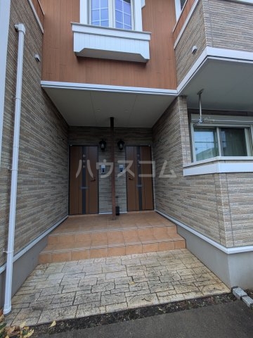 23/30 エントランス