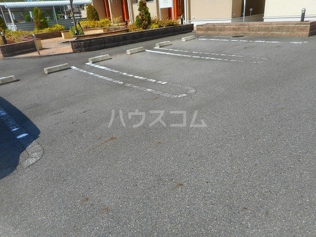 16/24 駐車場