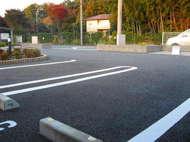 25/30 駐車場