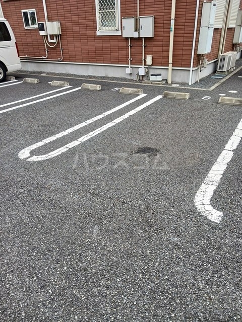 26/30 駐車場
