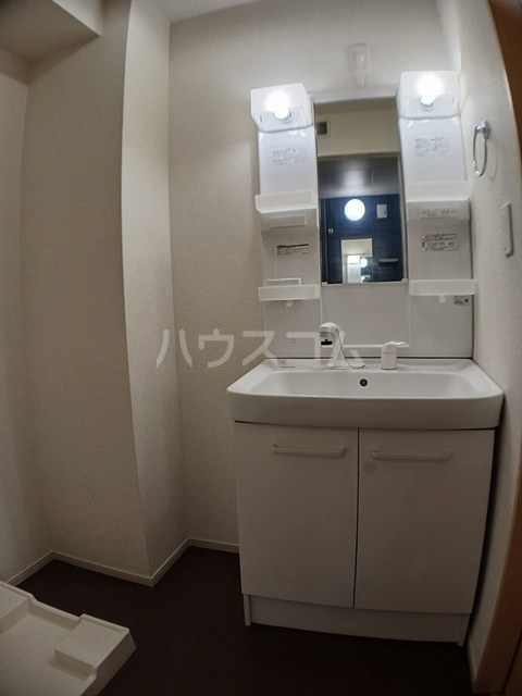 17/30 洗面