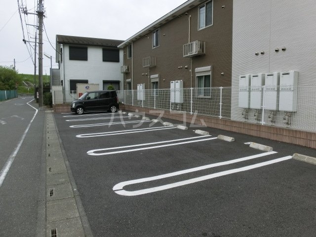 19/25 駐車場