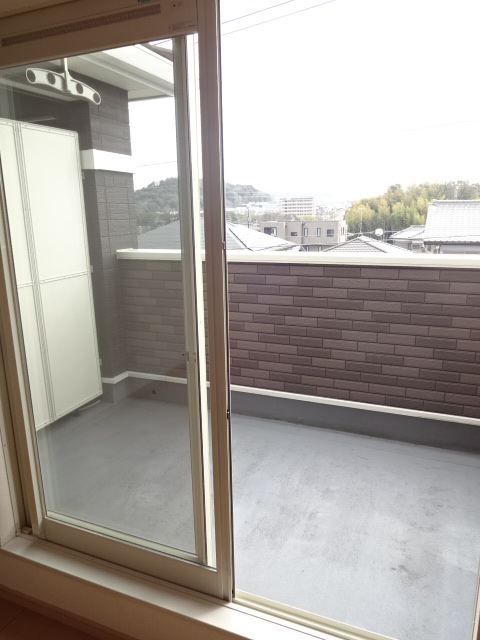 21/30 バルコニー