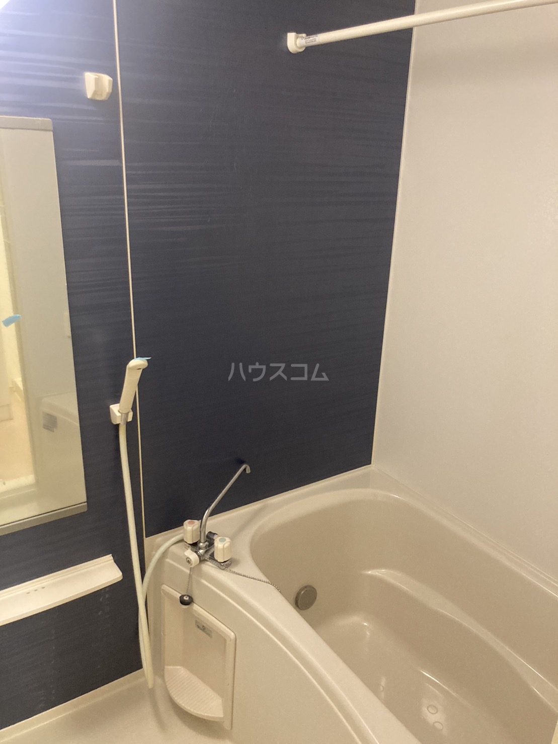 13/30 浴室