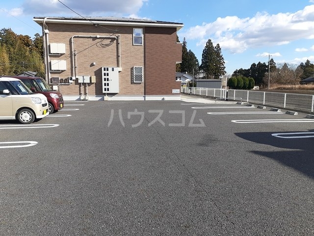 2/8 駐車場
