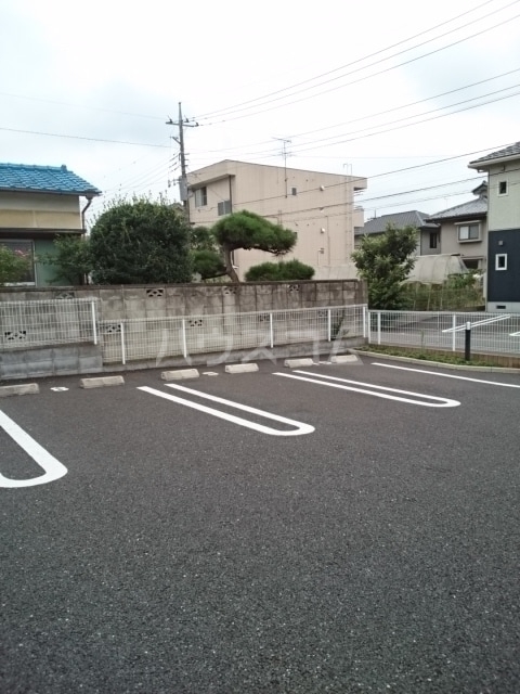 16/28 駐車場