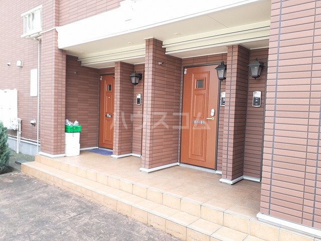 21/27 エントランス