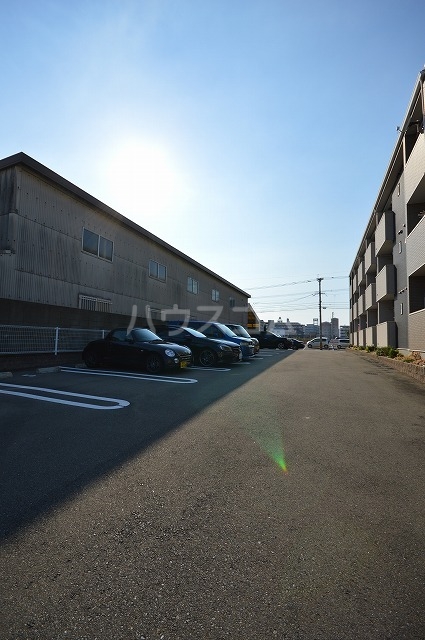 2/8 駐車場