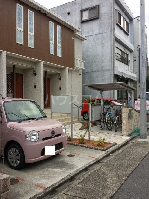 16/22 駐車場