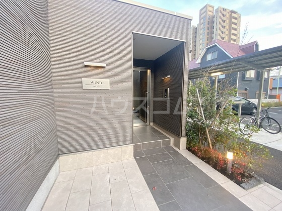 2/3 エントランス