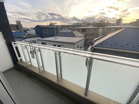19/30 バルコニー
