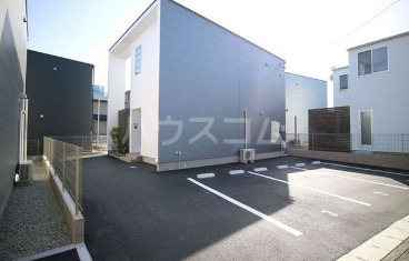 20/30 駐車場