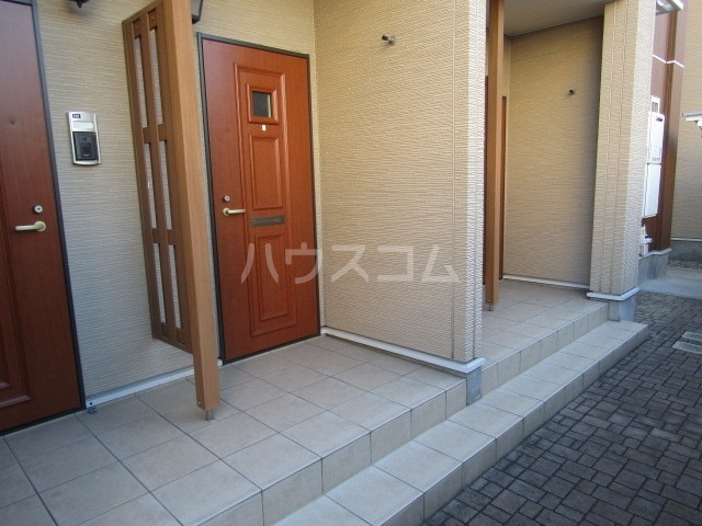 13/21 エントランス