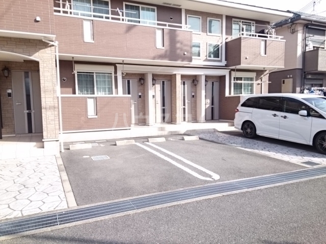 16/26 駐車場