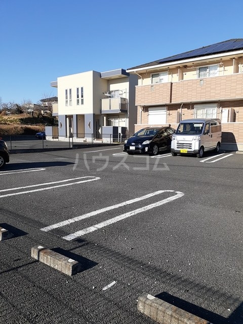 16/28 駐車場
