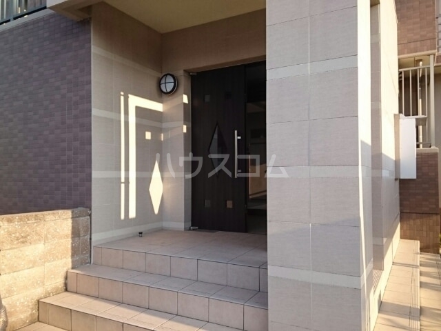 20/30 エントランス