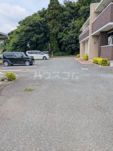 26/30 駐車場