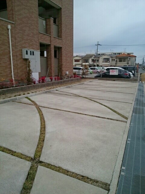 14/20 駐車場