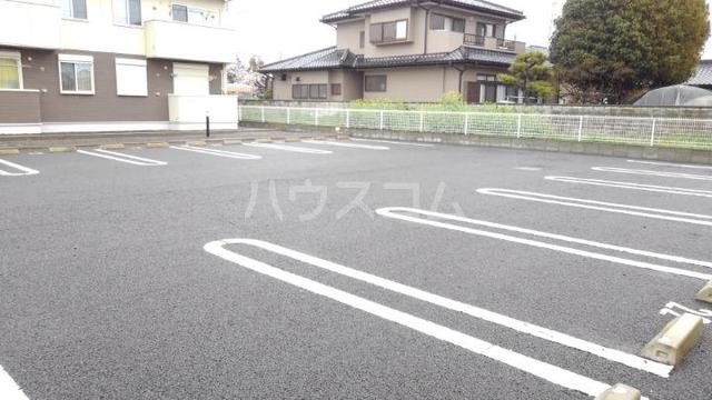 14/20 駐車場