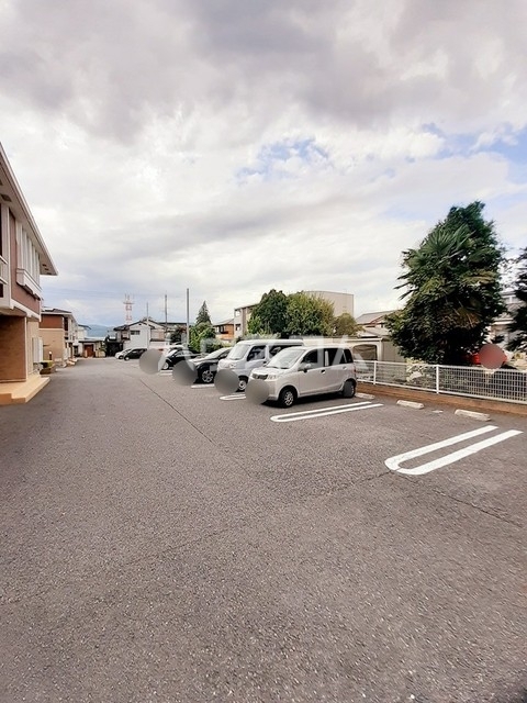 15/27 駐車場