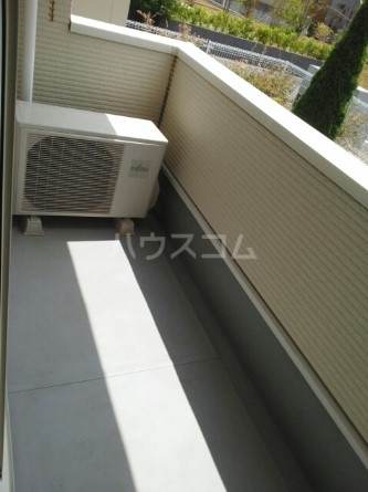 18/28 バルコニー