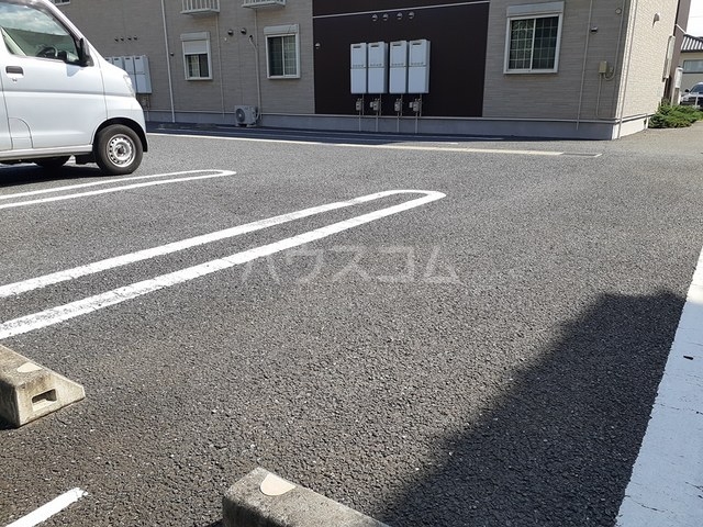 15/25 駐車場