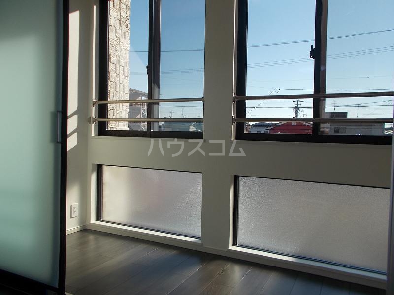 13/21 バルコニー