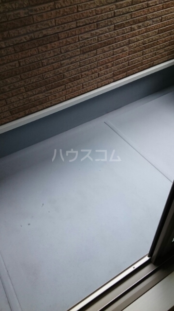 14/27 バルコニー