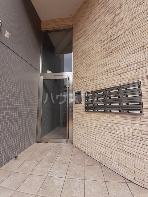 14/27 エントランス