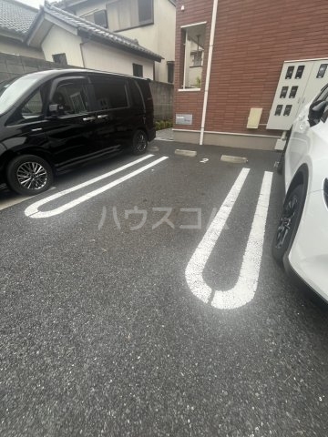 26/30 駐車場
