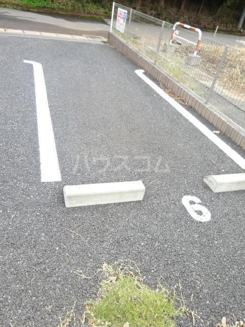 14/20 駐車場