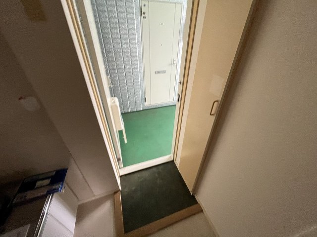 13/30 玄関