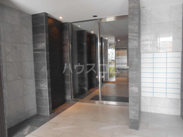 29/30 エントランス