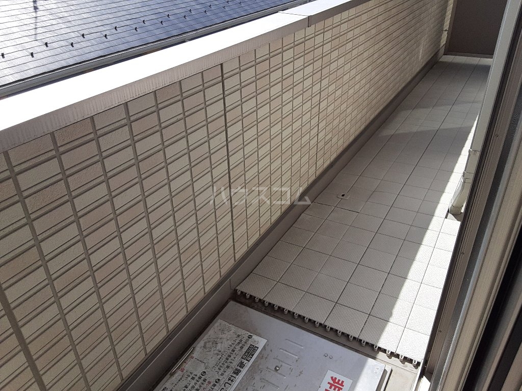 15/22 バルコニー