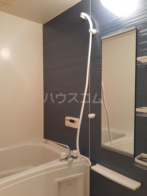14/30 浴室