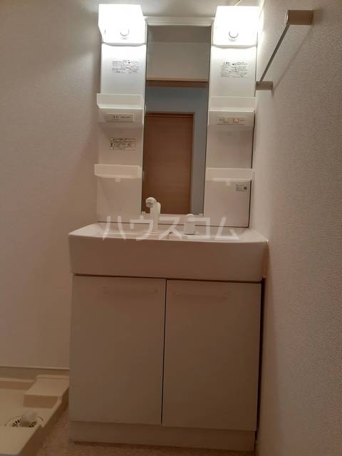17/30 洗面