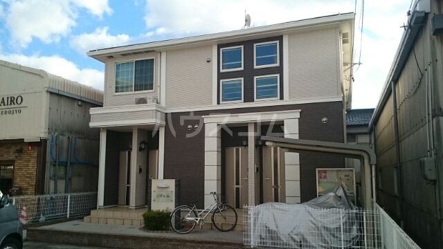 14/20 エントランス