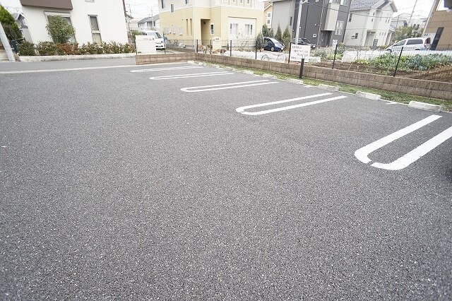 14/20 駐車場