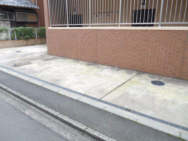 2/10 駐車場