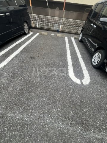 25/30 駐車場