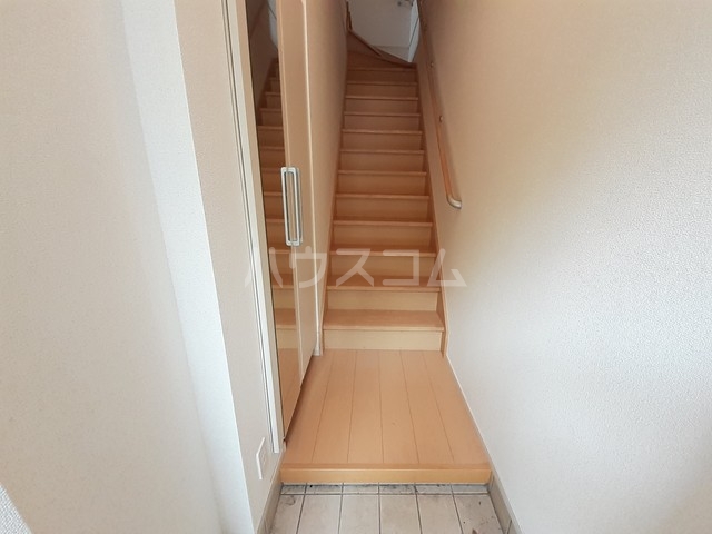 5/20 玄関