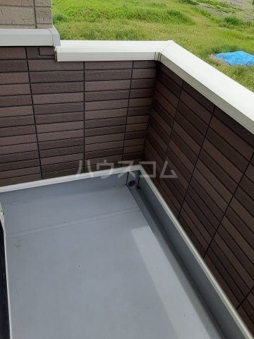 17/27 バルコニー