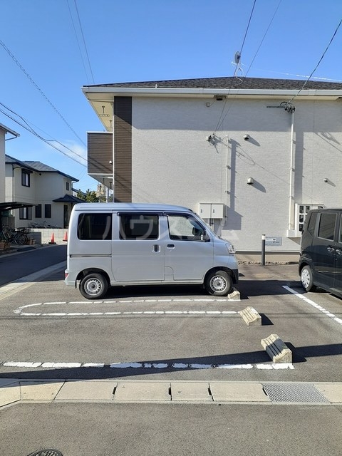 15/26 駐車場