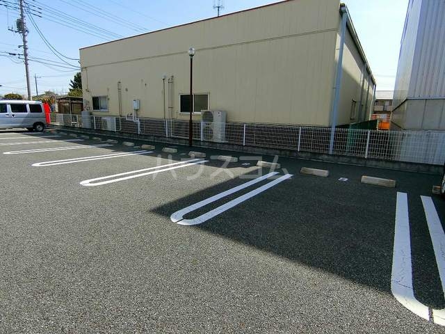 2/2 駐車場
