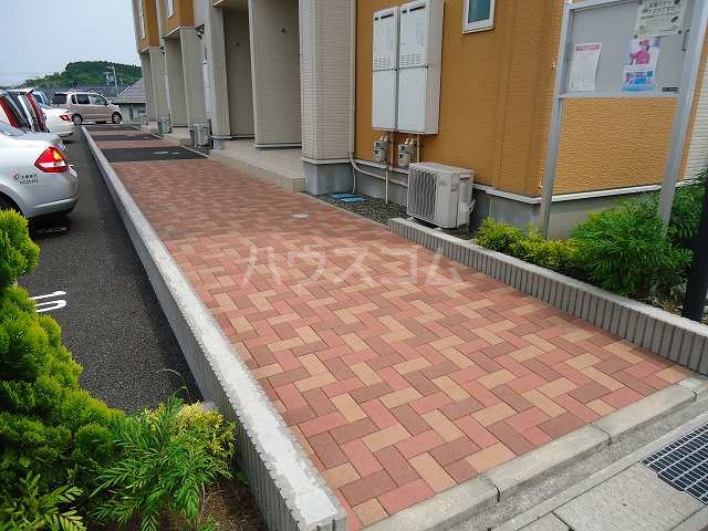 19/26 エントランス