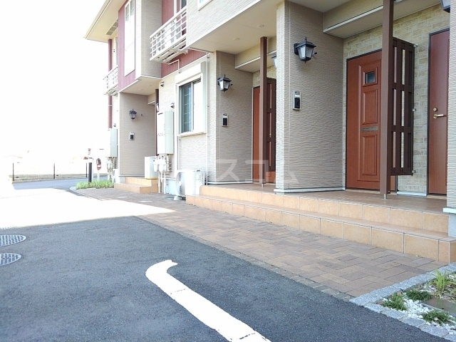 13/25 エントランス